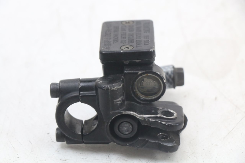 photo de VOORREM HOOFDREMSILINDER YAMAHA BW'S BWS 125 (2010 - 2013) - Technische close-up