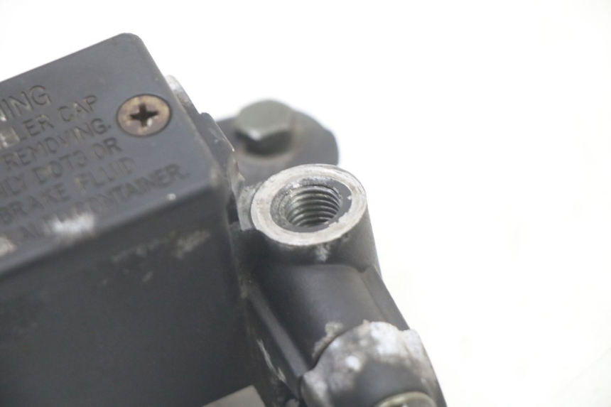 photo de VOORREM HOOFDREMSILINDER PEUGEOT CITYSTAR 2T 50 (2018 - 2021) - Zoom op gebruiksstaat