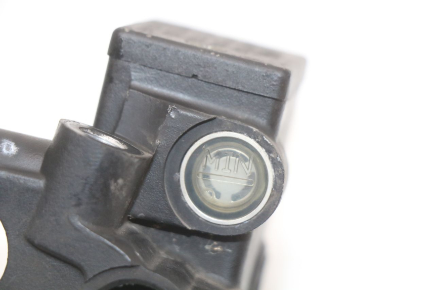 photo de VOORREMHOOFDREMSILINDER PEUGEOT CITYSTAR 50 (2013 - 2017) - Technische close-up