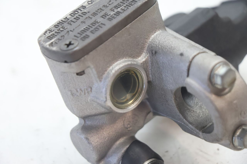 photo de VOORREM HOOFDREMSILINDER HONDA CRF CR-F 125 (2020 - 2021) - Overzicht