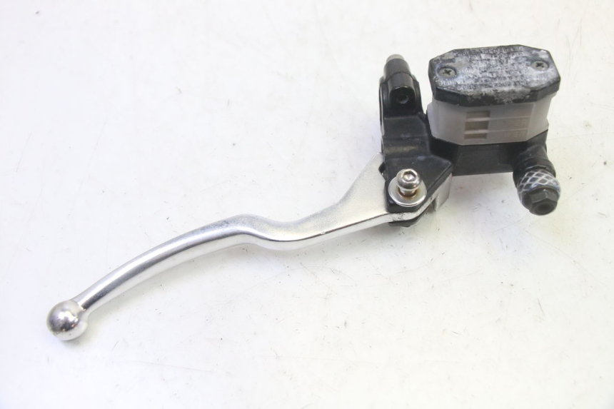 photo de VOORREM HOOFDREMSILINDER SYM CROX 4T 50 (2016 - 2023) - Andere kijkhoek