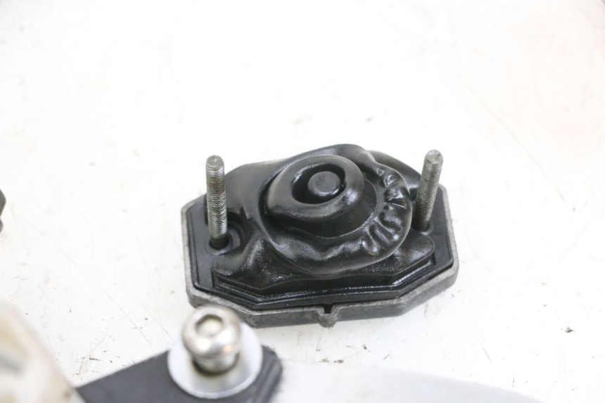 photo de VOORREM HOOFDREMSILINDER SYM CROX 4T 50 (2016 - 2023) - Detail van het onderdeel