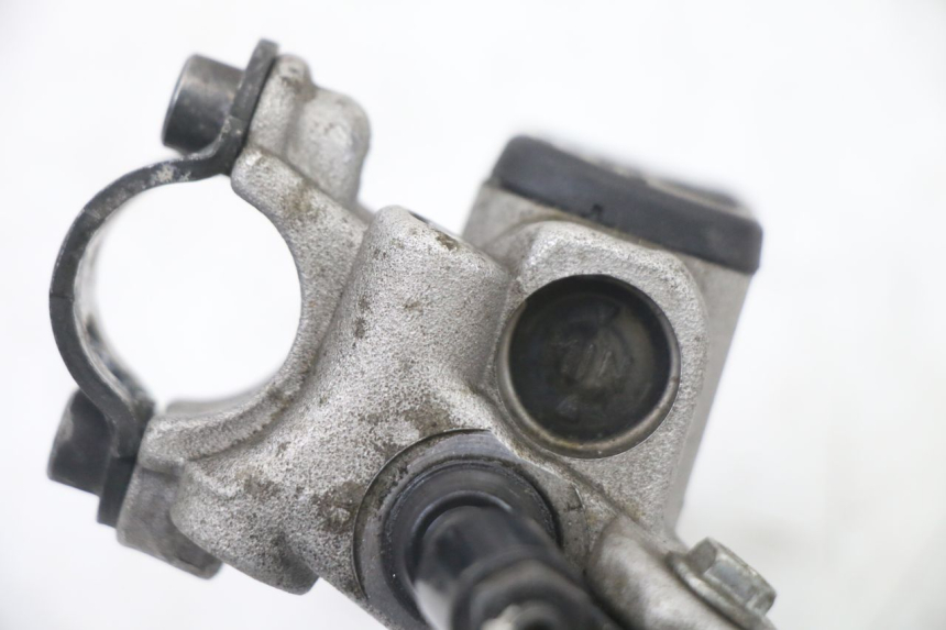 photo de VOORREM HOOFDREMSILINDER DERBI SENDA R X-TREME 50 (2006 - 2010) - Overzicht