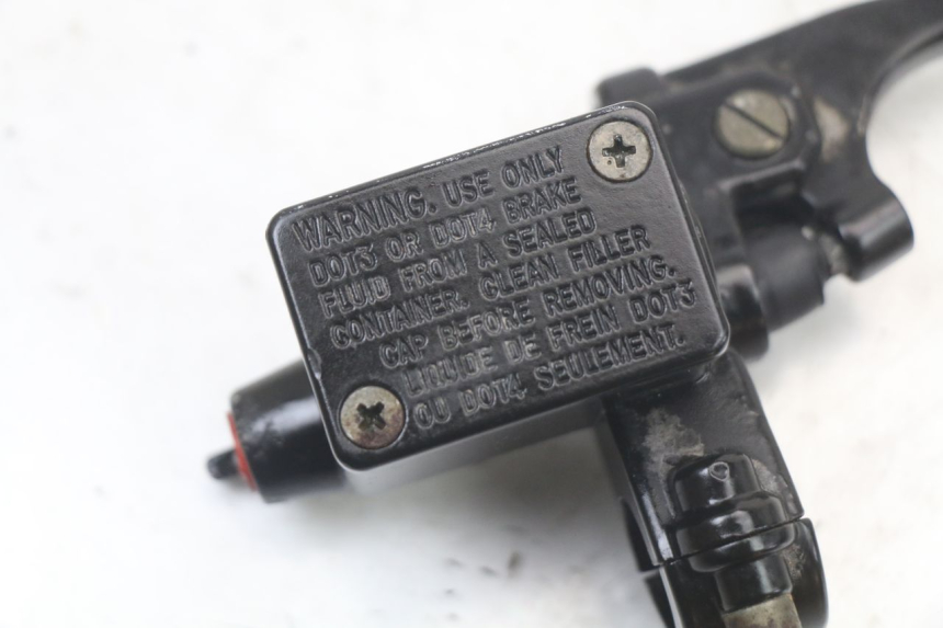 photo de VOORREMHOOFDREMSILINDER PEUGEOT E-VIVACITY 1 (2012 - 2018) - Detail van het onderdeel