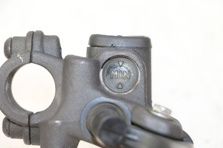 photo de VOORREMHOOFDREMSILINDER PEUGEOT ELYSTAR 50 (2002 - 2014) - Zoom op gebruiksstaat