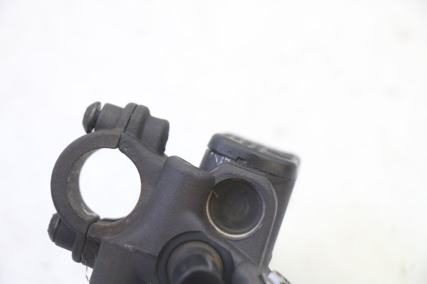 photo de VOORREMHOOFDREMSILINDER PEUGEOT ELYSTAR 50 (2002 - 2014) - Technische close-up