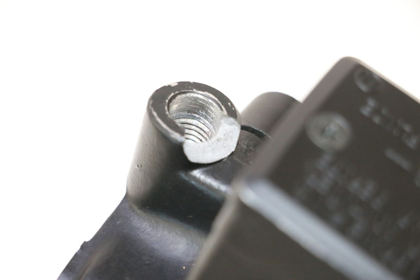 photo de VOORSTE HOOFDREMMER KAWASAKI ER-6 ER6 N 650 (2005 - 2009) - Technische close-up