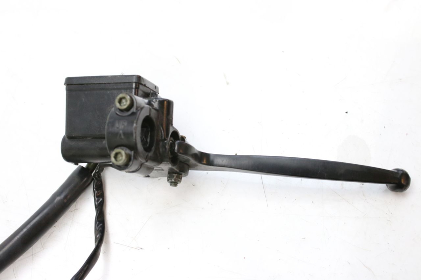 photo de VOORREM HOOFDREMSILINDER JM MOTORS EVOLIS 4T 50 (2018 - 2022) - Technische close-up