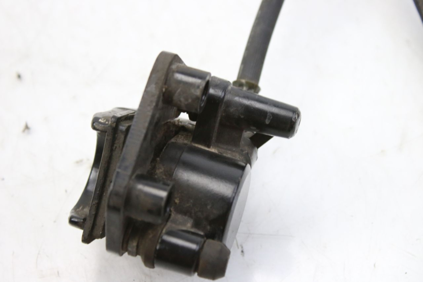 photo de VOORREM HOOFDREMSILINDER JM MOTORS EVOLIS 4T 50 (2018 - 2022) - Bevestigingspunten