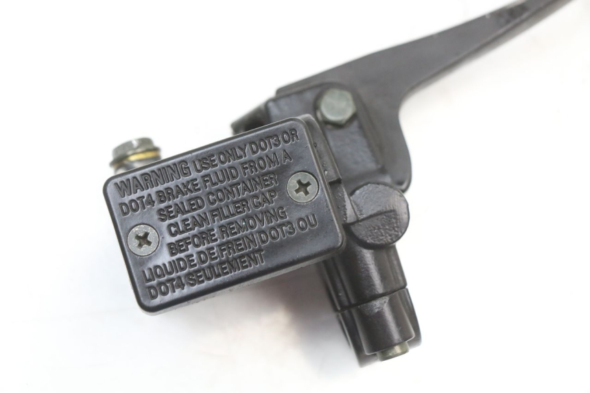 photo de VOORREM HOOFDREMSILINDER JM MOTORS EVOLIS 4T 50 (2018 - 2022) - Zoom op gebruiksstaat