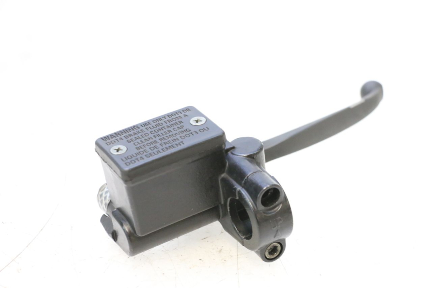 photo de VOORREM HOOFDREMSILINDER JM MOTORS EVOLIS 4T 50 (2018 - 2022) - Andere kijkhoek