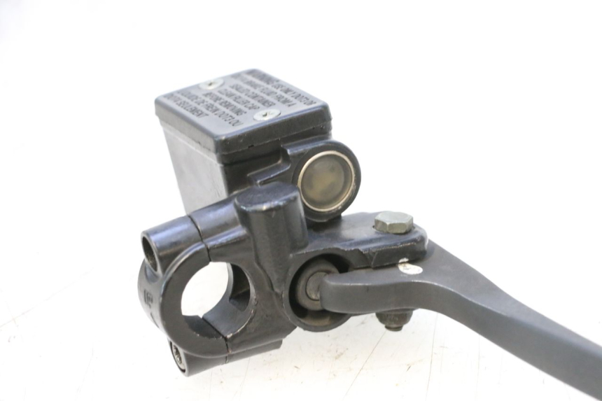 photo de VOORREM HOOFDREMSILINDER JM MOTORS EVOLIS 4T 50 (2018 - 2022) - Technische close-up