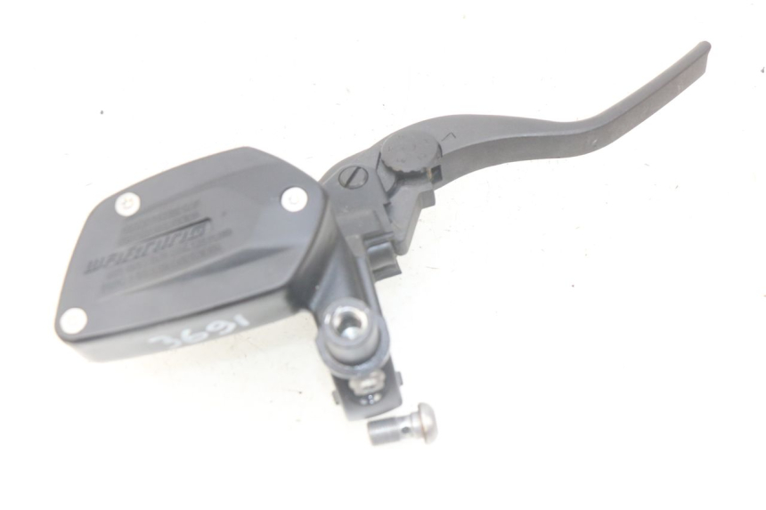 photo de VOORREM HOOFDREMSILINDER BMW F GS K81 850 (2018 - 2023) - Technische close-up