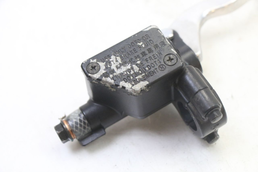 photo de VOORREM HOOFDREMSILINDER SYM FIDDLE 3 III 125 (2014 - 2020) - Detail van het onderdeel