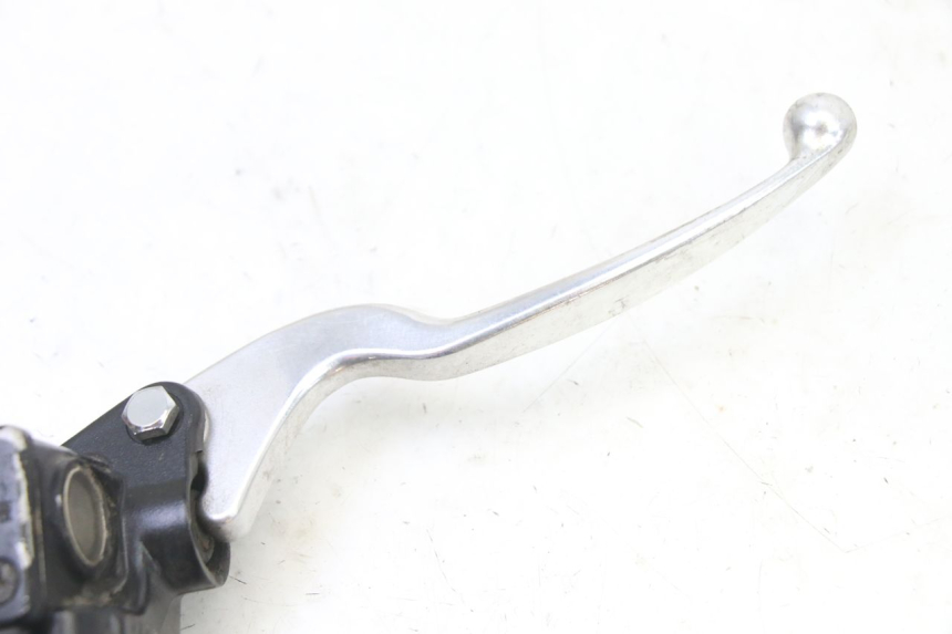 photo de VOORREM HOOFDREMSILINDER SYM FIDDLE 3 III 125 (2014 - 2020) - Zoom op gebruiksstaat