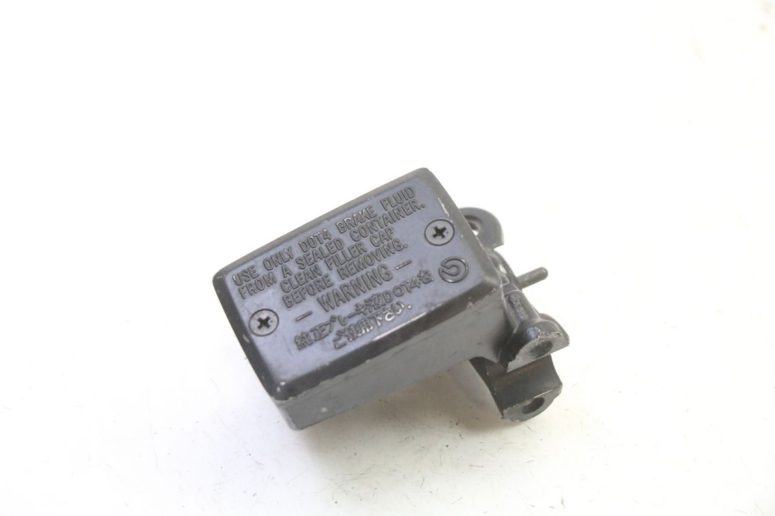 photo de VOORREM HOOFDREMSILINDER YAMAHA FJR ABS 1300 (2016 - 2020) - Andere kijkhoek