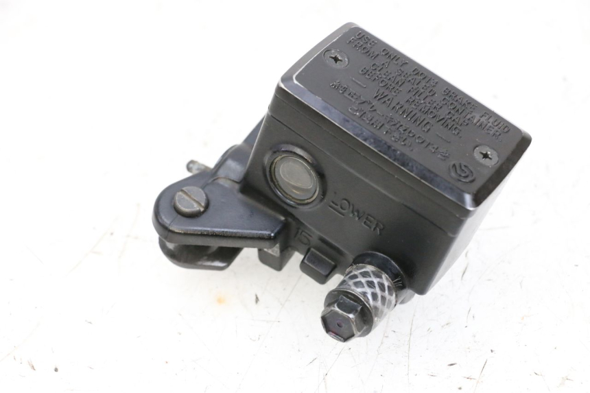 photo de VOORREMHOOFDREMSILINDER YAMAHA FJR ABS 1300 (2006 - 2012) - Hoofdaanzicht