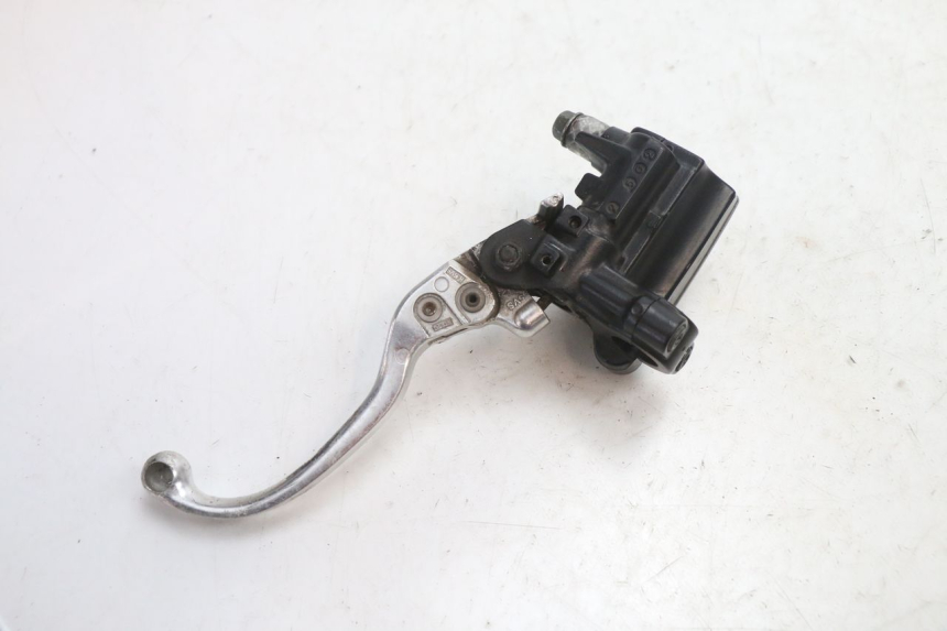 photo de VOORSTE HOOFDREMMER YAMAHA FJR 1300 (2001 - 2005) - Overzicht