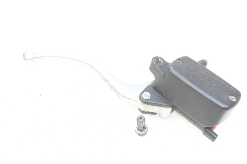 photo de VOORREM HOOFDREMSILINDER HONDA FJS SILVERWING SILVER WING 400 (2009 - 2016) - Hoofdaanzicht