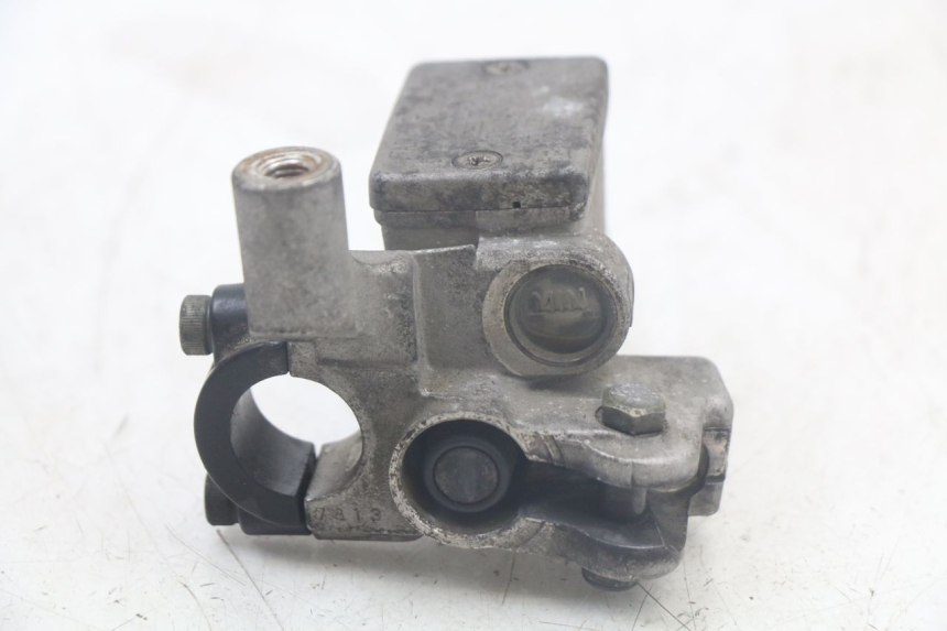 photo de VOORREMHOOFDREMSILINDER MBK FLAME X 125 (2007 - 2016) - Overzicht