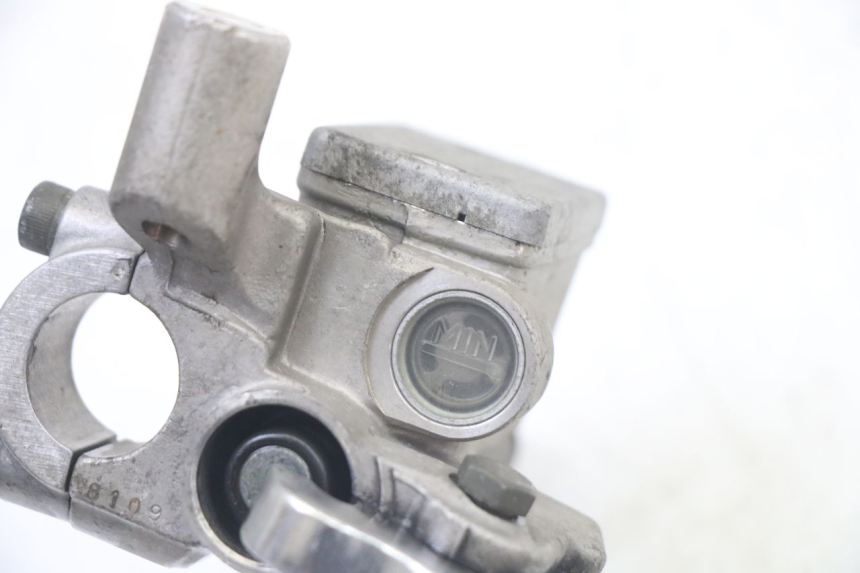 photo de VOORREMHOOFDREMSILINDER MBK FLAME X 125 (2007 - 2016) - Overzicht