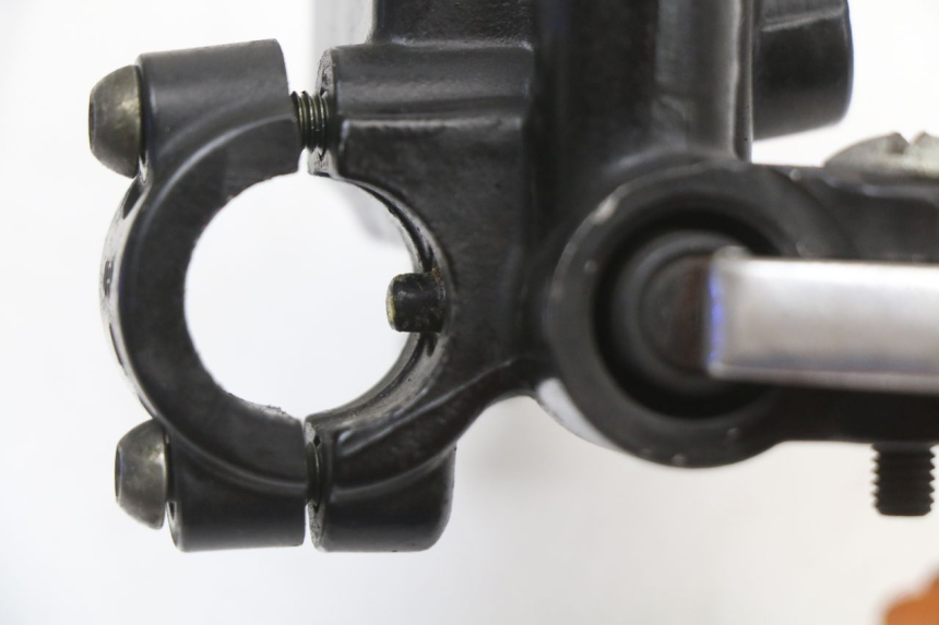 photo de VOORREMHOOFDREMSILINDER PIAGGIO FLY 2T 50 (2004 - 2017) - Staat van het oppervlak