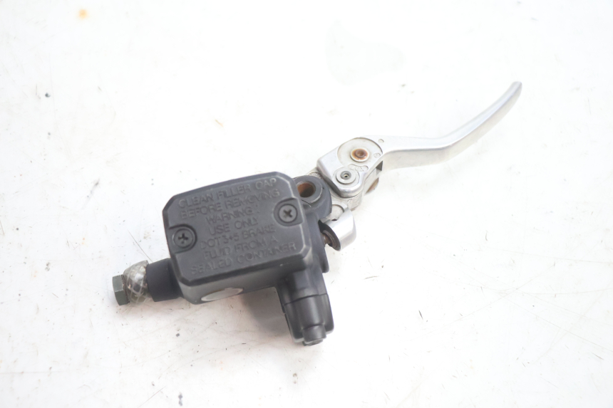 photo de VOORREMHOOFDREMSILINDER GILERA GP 800 (2007 - 2013) - Hoofdaanzicht