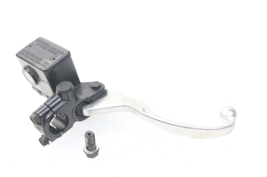 photo de VOORREMHOOFDREMSILINDER SYM GTS EFI ABS 125 (2012 - 2016) - Andere kijkhoek