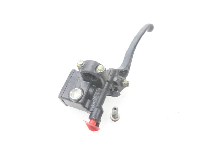 photo de VOORREM HOOFDREMSILINDER HONDA FES S-WING SWING 125 (2007 - 2015) - Detail van het onderdeel