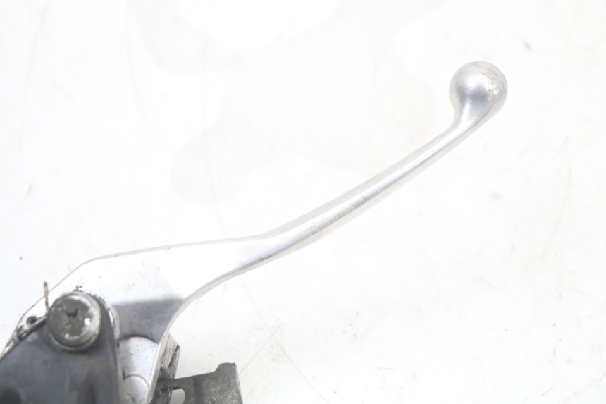 photo de VOORREMHOOFDREMSILINDER HONDA NES AROBASE 125 (2000 - 2003) - Technische close-up