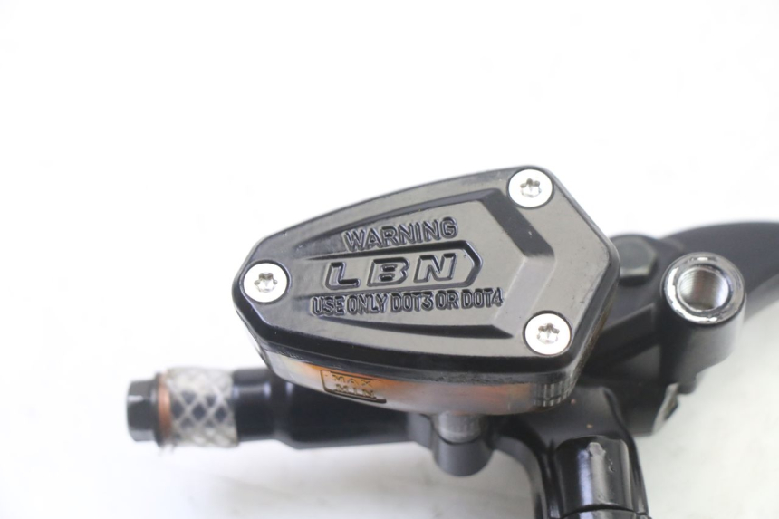 photo de VOORREM HOOFDREMSILINDER KIDEN KD125-G 125 (2018 - 2022) - Detail van het onderdeel