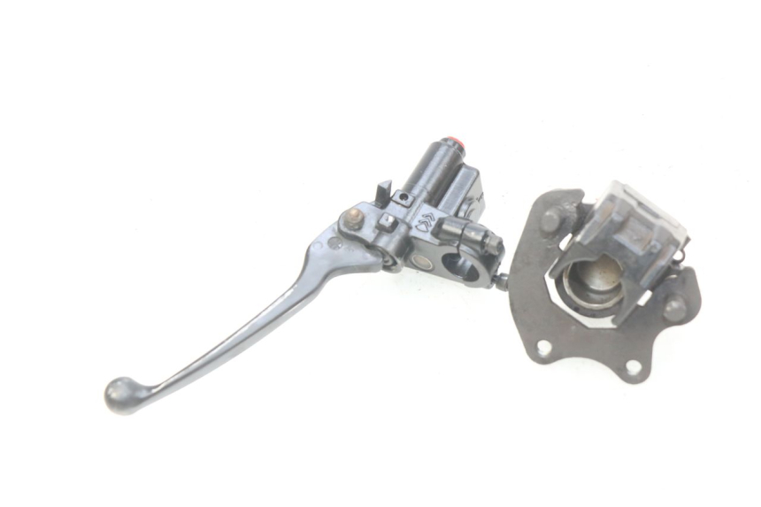 photo de VOORREMHOOFDREMSILINDER PEUGEOT KISBEE 2T 50 (2010 - 2017) - Andere kijkhoek