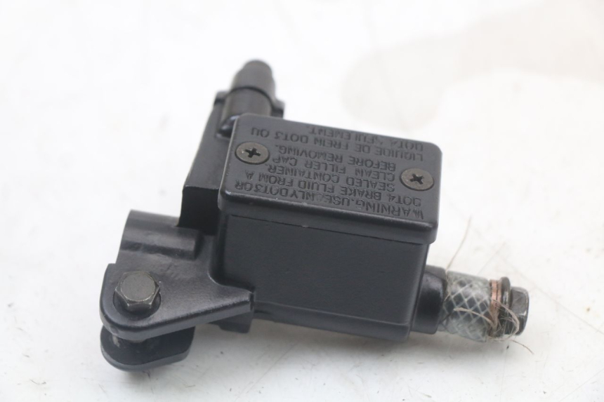 photo de VOORREMHOOFDREMSILINDER PEUGEOT KISBEE 2T 50 (2010 - 2017) - Zoom op gebruiksstaat