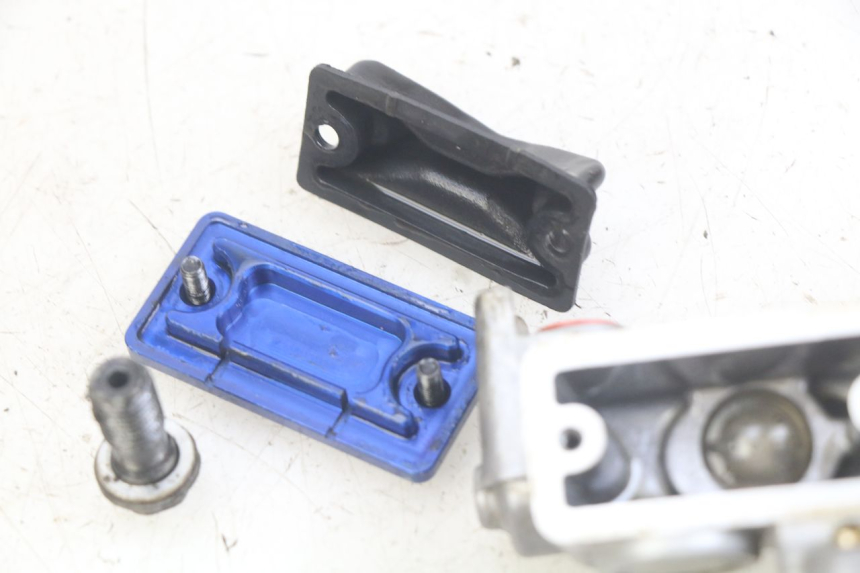 photo de VOORREMHOOFDREMSILINDER KAWASAKI KX 85 (2001 - 2013) - Detail van het onderdeel