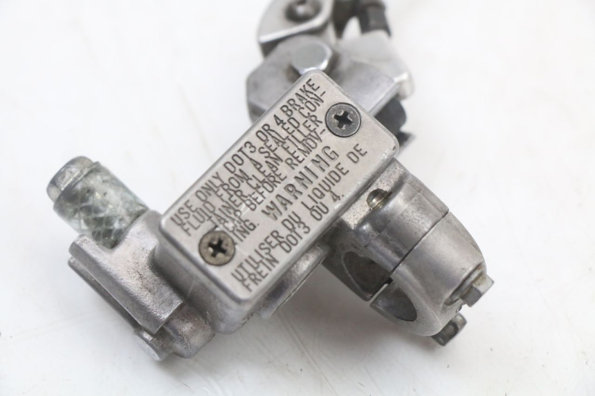 photo de VOORREMHOOFDREMSILINDER KAWASAKI KX 85 (2014 - 2021) - Technische close-up