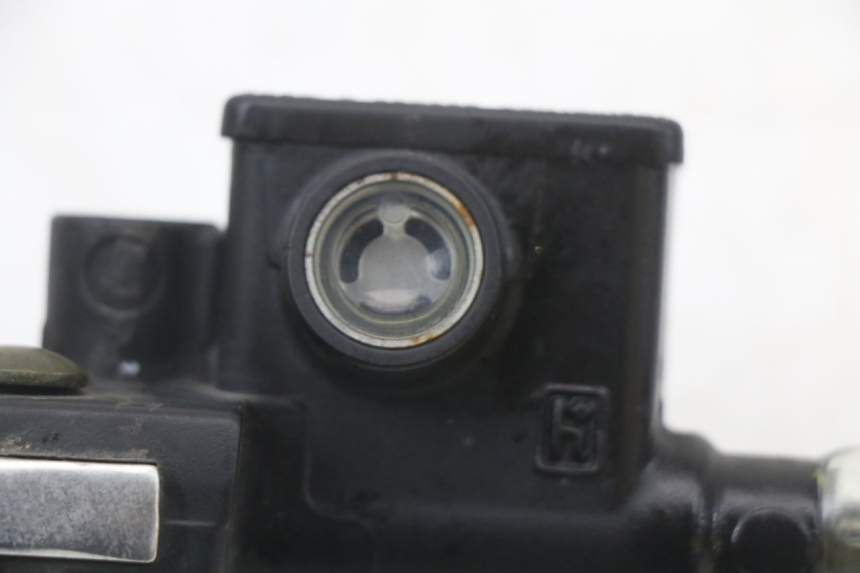 photo de VOORREMHOOFDREMSILINDER PIAGGIO LIBERTY 4T 50 (2004 - 2008) - Bevestigingspunten