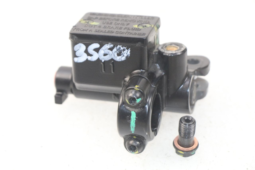 photo de VOORREMHOOFDREMSILINDER PIAGGIO LIBERTY IGET 4T 50 (2015 - 2020) - Hoofdaanzicht