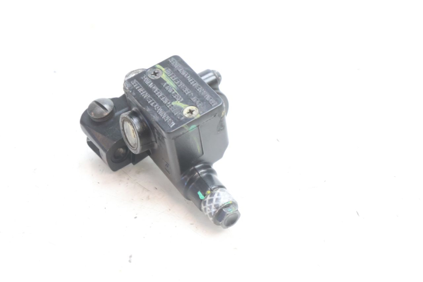 photo de VOORREMHOOFDREMSILINDER PIAGGIO LIBERTY IGET 4T 50 (2021 - 2025) - Overzicht
