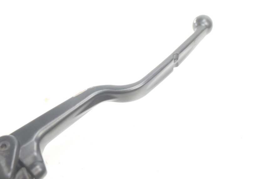 photo de VOORSTE HOOFDREMMER PIAGGIO MP3 HPE 530 (2022 - 2026) - Andere kijkhoek
