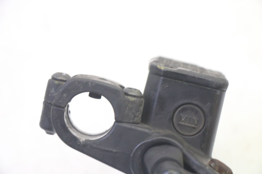 photo de VOORREM HOOFDREMSILINDER PIAGGIO MP3 125 (2006 - 2014) - Technische close-up