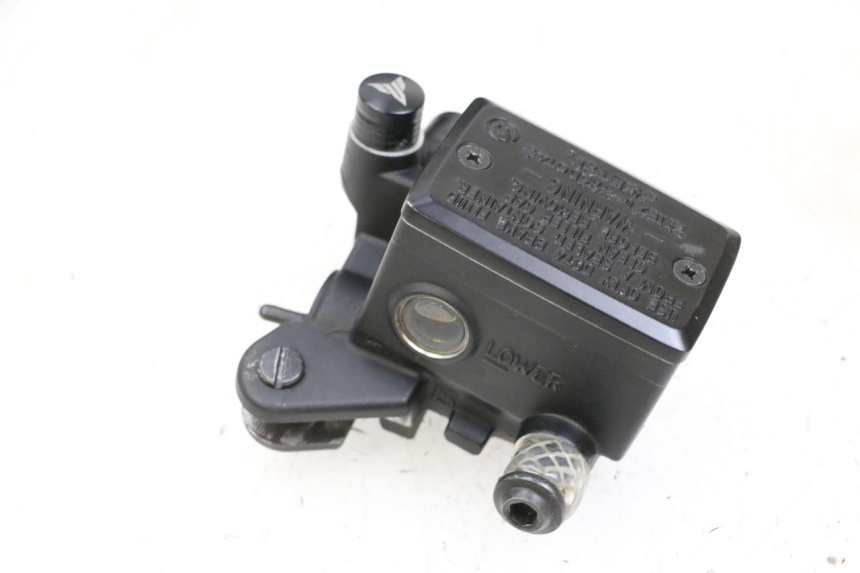 photo de VOORREMHOOFDREMSILINDER YAMAHA MT-07 MT07 ABS 700 (2018 - 2020) - Hoofdaanzicht