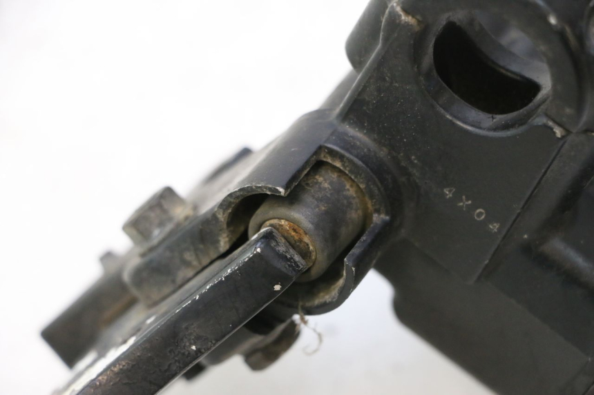 photo de VOORSTE HOOFDREMMER KYMCO MXU R 250 (2004 - 2010) - Detail van het onderdeel