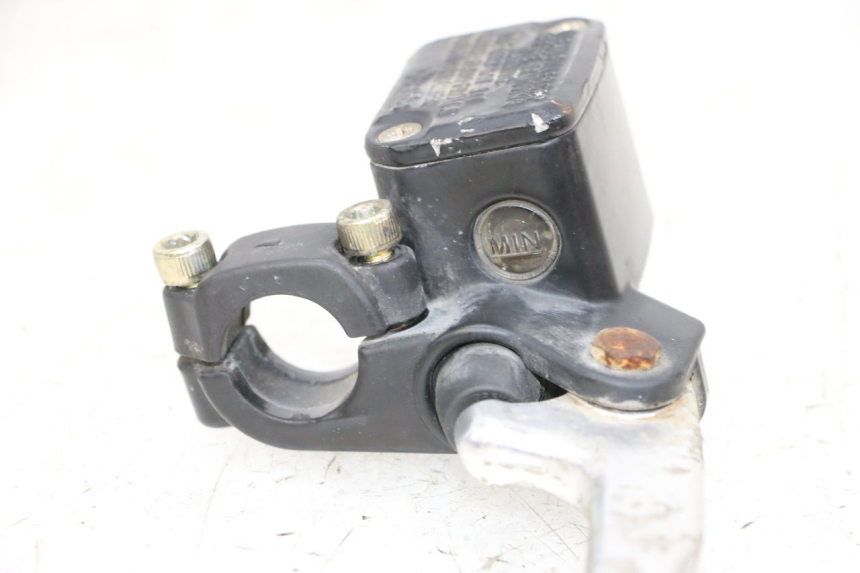 photo de VOORREMHOOFDREMSILINDER YAMAHA NEO'S NEOS 2T 50 (1998 - 2007) - Technische close-up