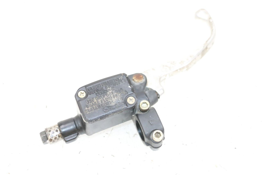 photo de VOORREMHOOFDREMSILINDER YAMAHA NEO'S NEOS 2T 50 (1998 - 2007) - Bevestigingspunten