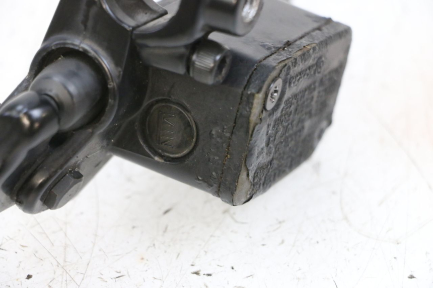 photo de VOORREM HOOFDREMSILINDER YAMAHA NEOS NEO'S 4T 50 (2008 - 2016) - Staat van het oppervlak