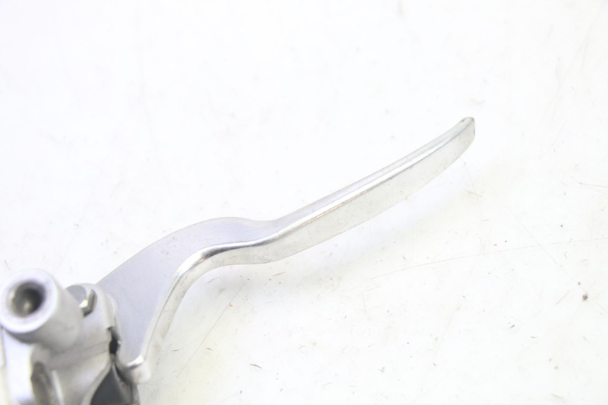 photo de VOORREM HOOFDREMSILINDER KYMCO LIKE 4T 50 (2019 - 2025) - Technische close-up