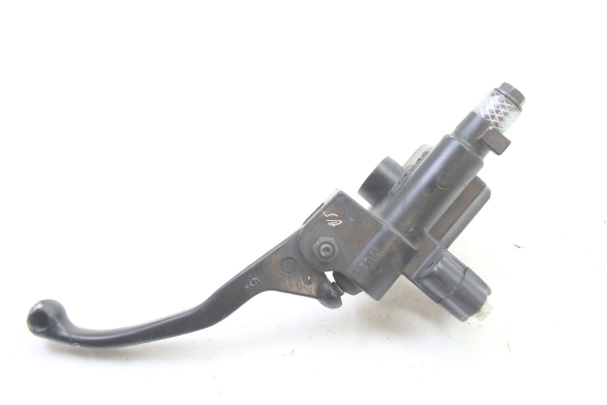 photo de VOORREM HOOFDREMSILINDER PIAGGIO NEW TYPHOON 50 (2018 - 2021) - Bevestigingspunten