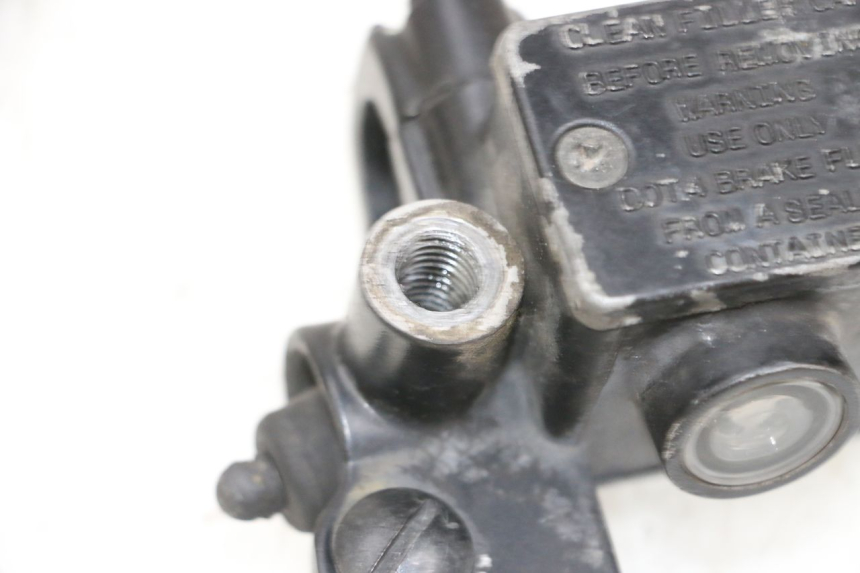 photo de VOORREM HOOFDREMSILINDER PIAGGIO NEW TYPHOON 50 (2018 - 2021) - Technische close-up