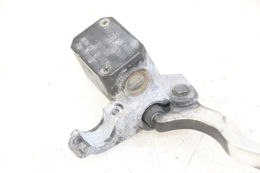 photo de VOORREMHOOFDREMSILINDER GILERA NEXUS 125 (2009 - 2013) - Overzicht