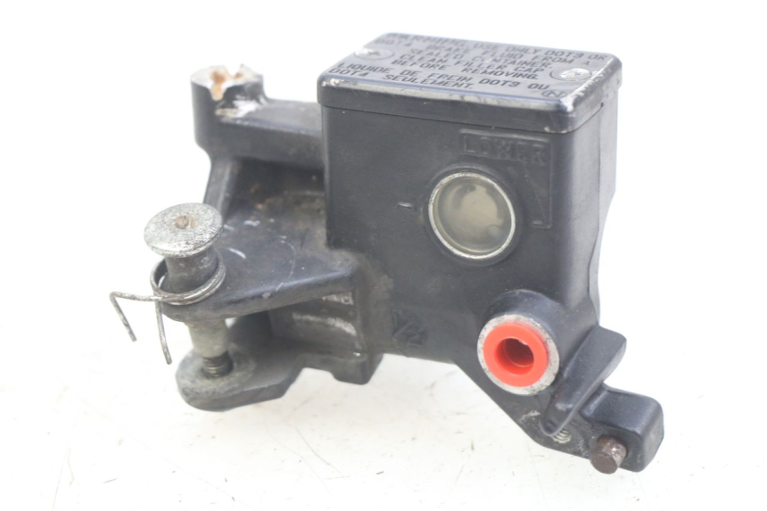 photo de VOORREM HOOFDREMSILINDER HONDA NHX LEAD 110 (2008 - 2010) - Hoofdaanzicht